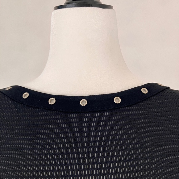 SHAN BLACK MESH & GROMMETS COVERUP - Picture 5 of 13